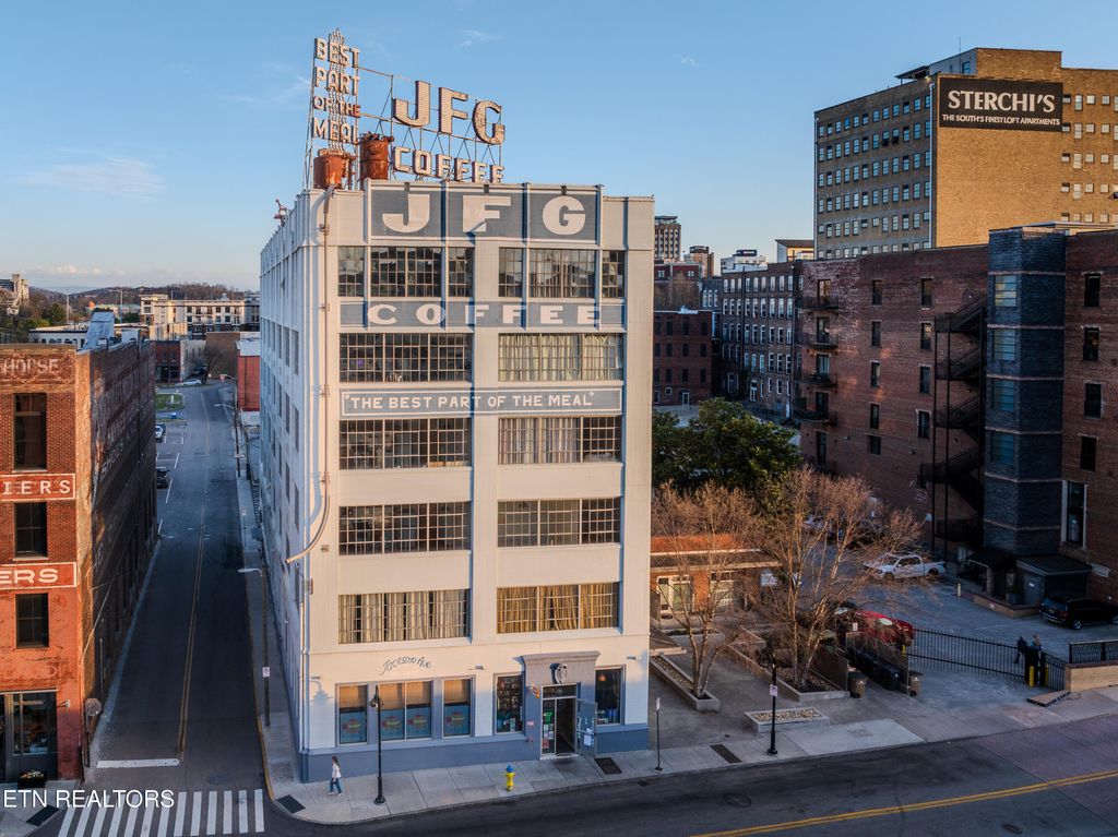 Photo of 200 W Jackson Ave #207, Knoxville, TN 37902 (MLS # 1294484)