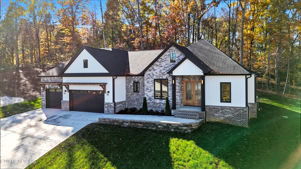 Photo of 121 Nuhya Way, Loudon, TN 37774 (MLS # 1321327)