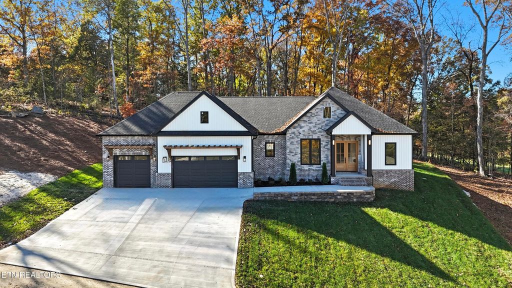 Photo of 121 Nuhya Way, Loudon, TN 37774 (MLS # 1321327)