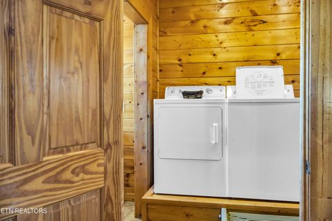 Tiny photo for 301 School St, Tellico Plains, TN 37385 (MLS # 1324558)