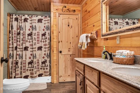 Tiny photo for 301 School St, Tellico Plains, TN 37385 (MLS # 1324558)