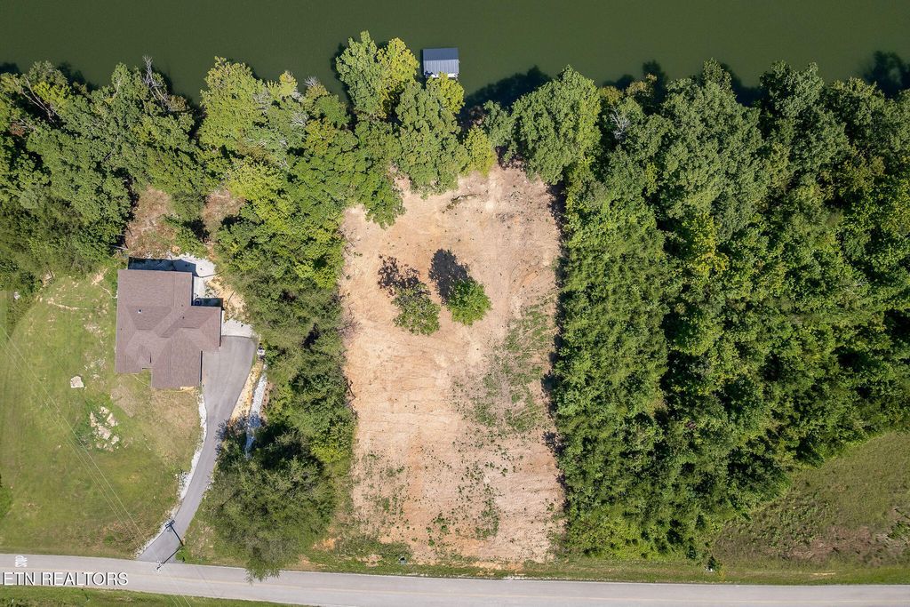 Photo of 179 River Front Drive, Sparta, TN 38583 (MLS # 1316995)