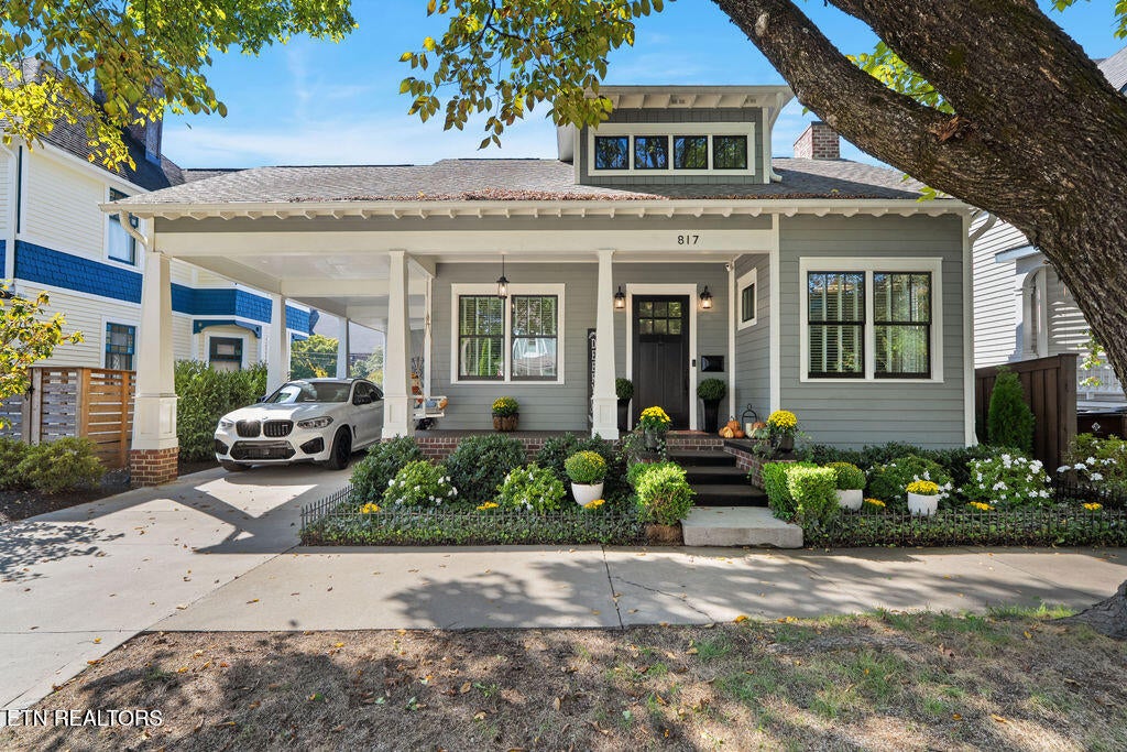 Photo of 817 Deery St, Knoxville, TN 37917 (MLS # 1359254)
