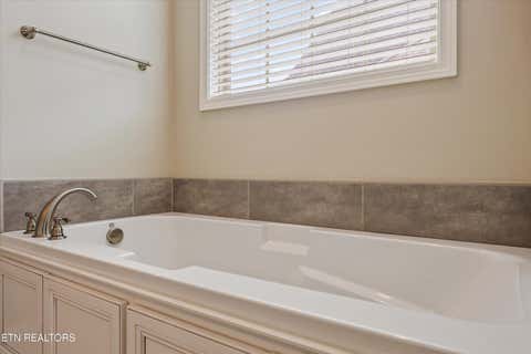 Tiny photo for 1638 Amhurst Lane, Maryville, TN 37801 (MLS # 1349725)