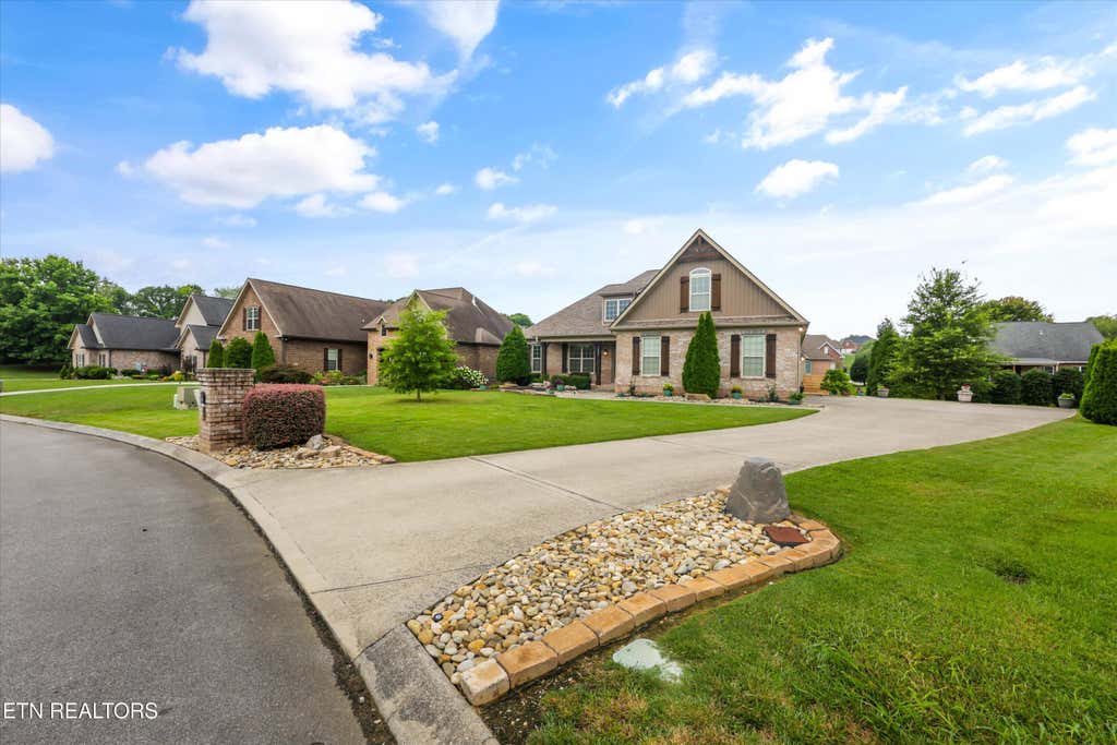 Photo of 1638 Amhurst Lane, Maryville, TN 37801 (MLS # 1349725)