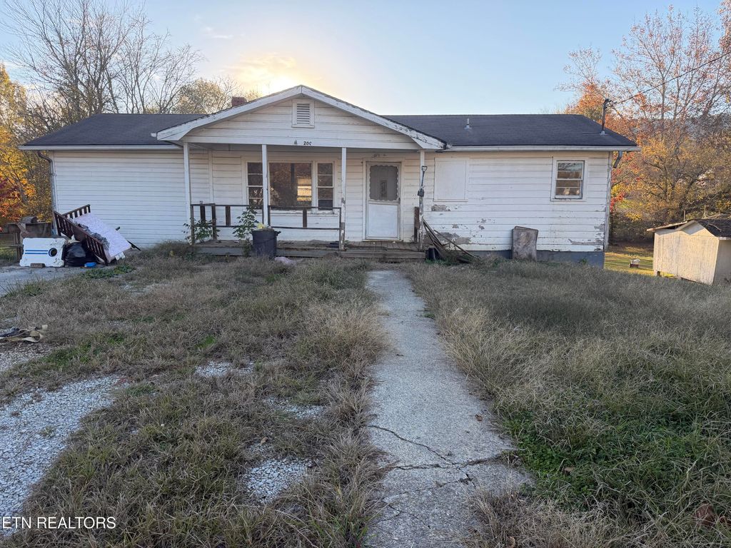 Photo of 200 McCarroll Lane, Harriman, TN 37748 (MLS # 1322721)