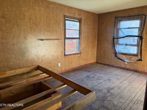 Tiny photo for 200 McCarroll Lane, Harriman, TN 37748 (MLS # 1322721)