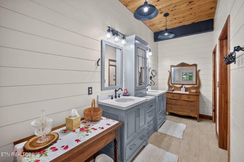 Tiny photo for 770 Hickory Lane, Hilham, TN 38568 (MLS # 1360315)
