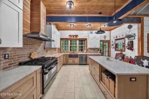 Tiny photo for 770 Hickory Lane, Hilham, TN 38568 (MLS # 1360315)