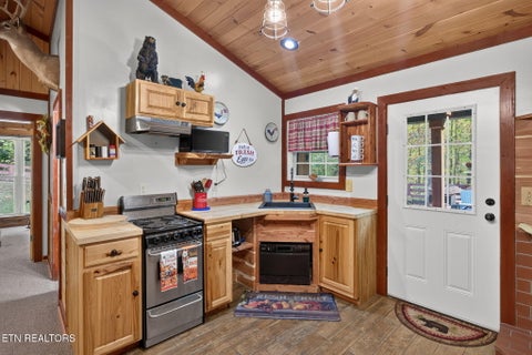 Tiny photo for 770 Hickory Lane, Hilham, TN 38568 (MLS # 1360315)