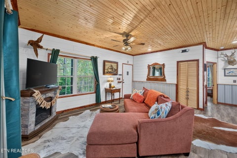 Tiny photo for 770 Hickory Lane, Hilham, TN 38568 (MLS # 1360315)