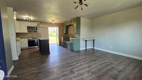 Tiny photo for 208 Riggs St, Athens, TN 37303 (MLS # 1338237)