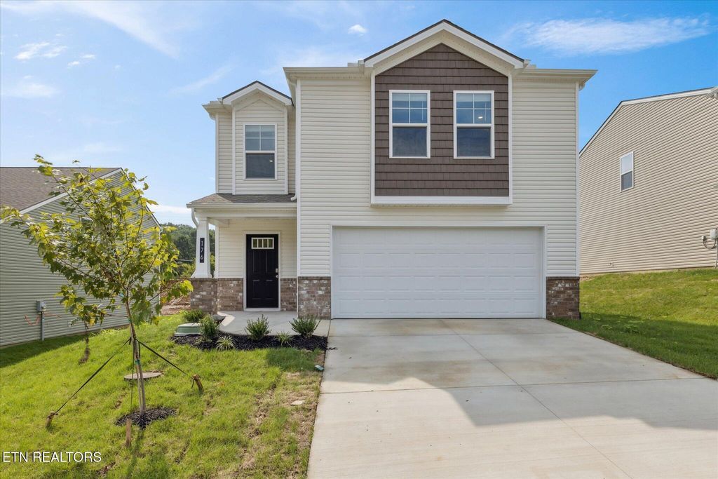 Photo of 176 N Blissful Meadows Drive, Harriman, TN 37748 (MLS # 1302626)