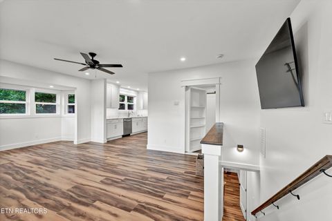 Tiny photo for 1904 Smokemont Drive, Maryville, TN 37801 (MLS # 1332101)