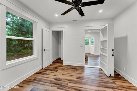 Tiny photo for 1904 Smokemont Drive, Maryville, TN 37801 (MLS # 1332101)