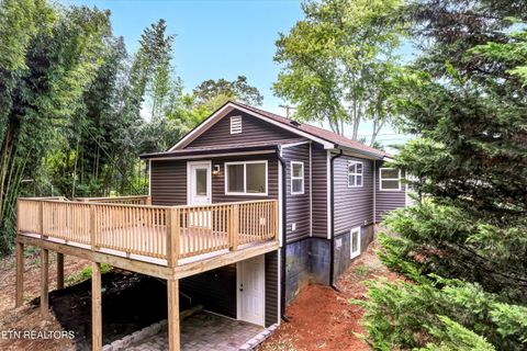 Tiny photo for 1904 Smokemont Drive, Maryville, TN 37801 (MLS # 1332101)