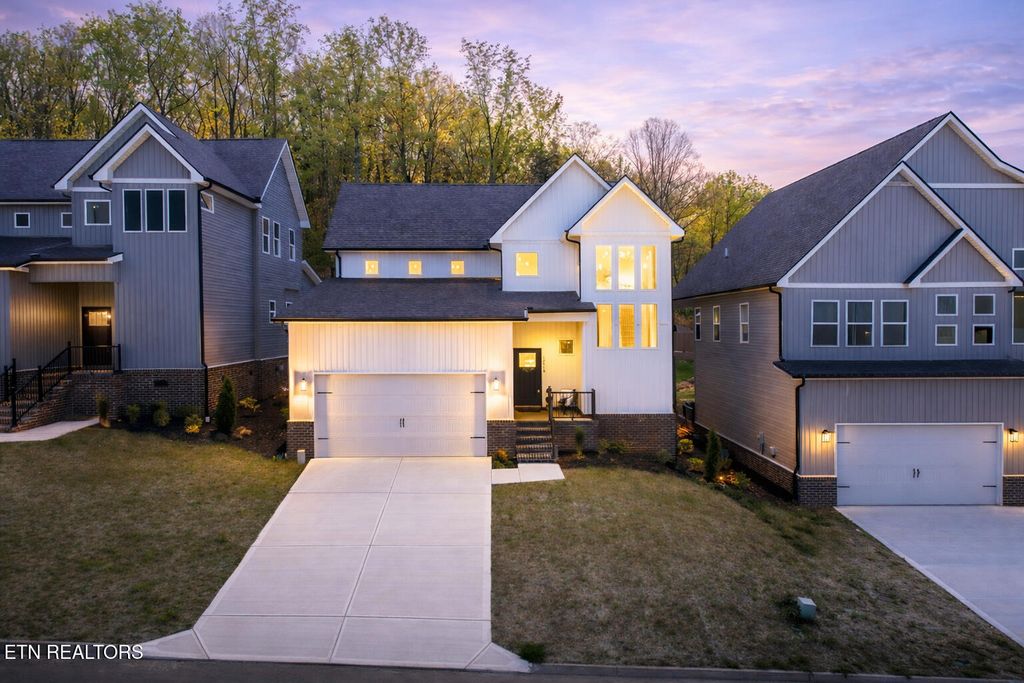 Photo of 12516 Dalton View Lane, Knoxville, TN 37932 (MLS # 1336714)