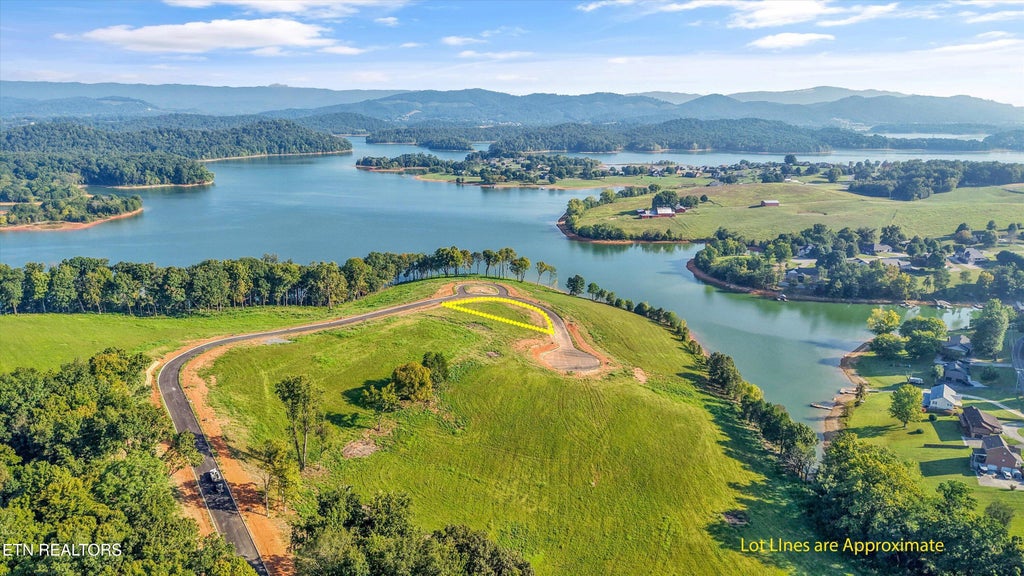 Photo of Stillwater Cove, Morristown, TN 37814 (MLS # 1354428)