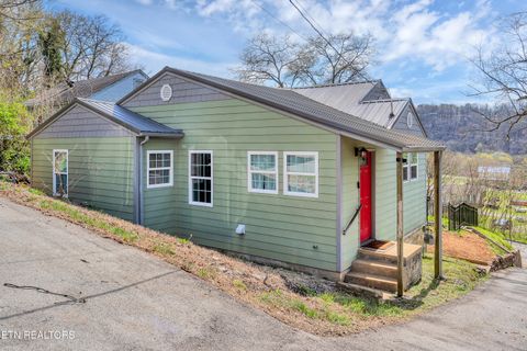 Tiny photo for 425 Sewanee St, Harriman, TN 37748 (MLS # 1333417)