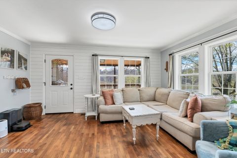 Tiny photo for 425 Sewanee St, Harriman, TN 37748 (MLS # 1333417)