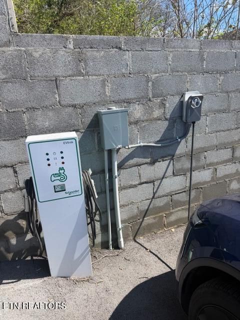 Tiny photo for 425 Sewanee St, Harriman, TN 37748 (MLS # 1333417)