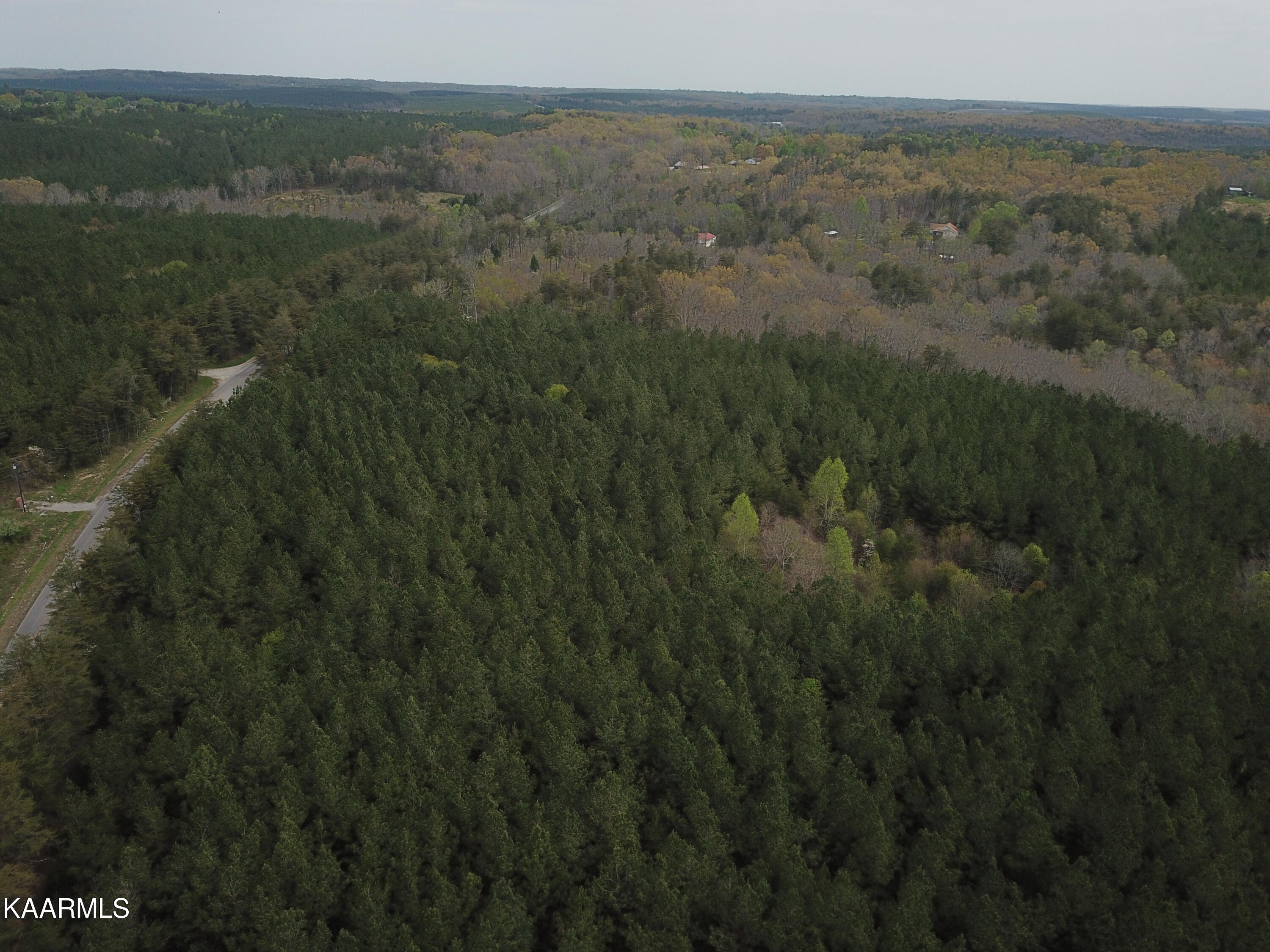 Photo 5 of 12 of Eastland Rd land