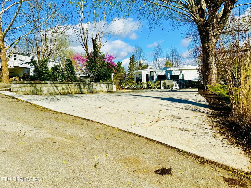 Photo of 132 HIghway 73, Townsend, TN 37882 (MLS # 1257328)