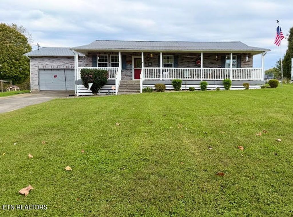 Photo of 113 Ridgefield Drive, Dandridge, TN 37725 (MLS # 1319762)