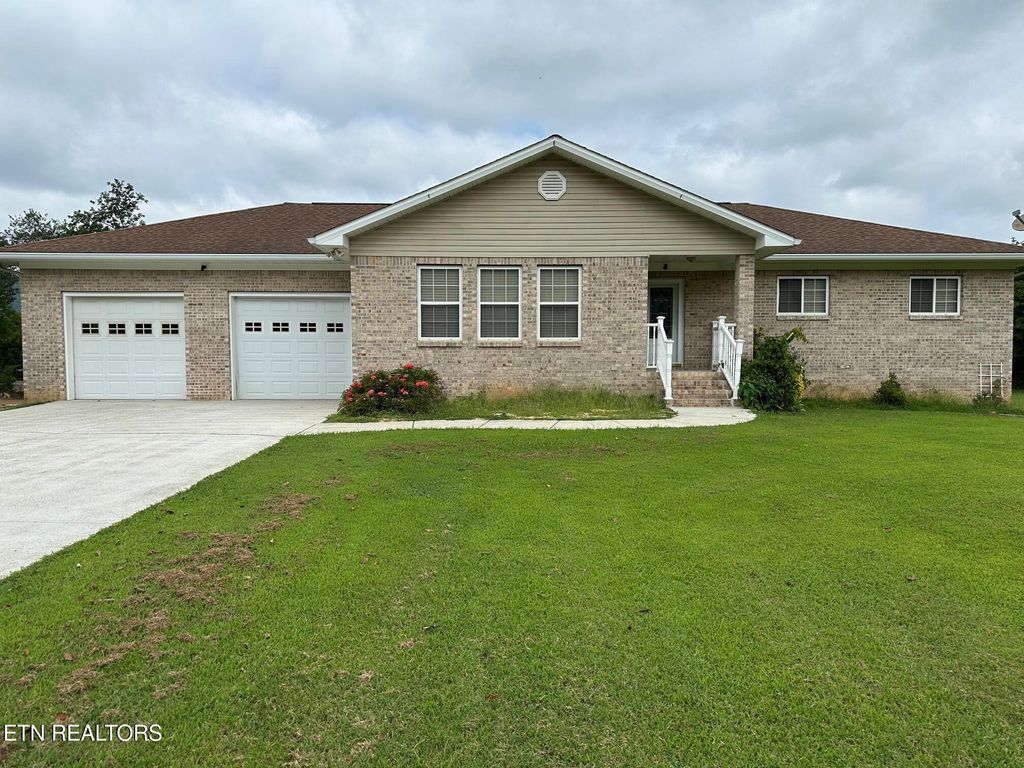 Photo of 305 Medlin Pike, Evensville, TN 37332 (MLS # 1307411)