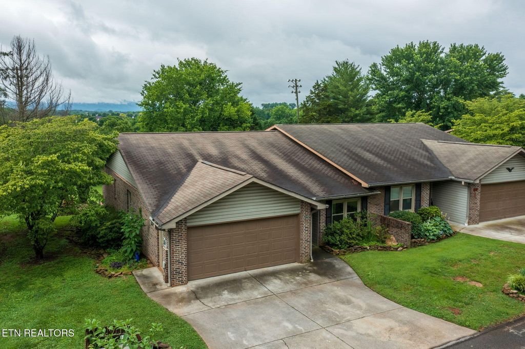 Photo of 219 Villa Drive, Seymour, TN 37865 (MLS # 1304100)
