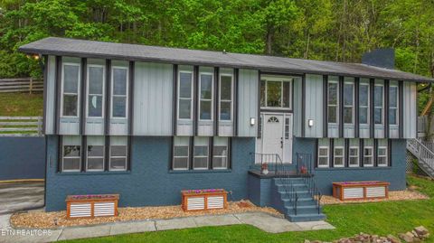 Tiny photo for 2212 Jones Bend Rd, Louisville, TN 37777 (MLS # 1298536)