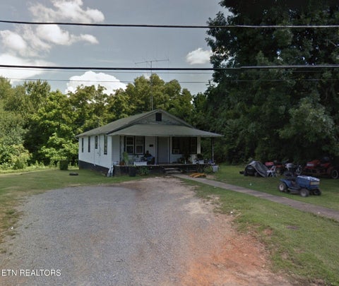 Photo of 709 Wesley Ave, Greeneville, TN 37743 (MLS # 1360217)