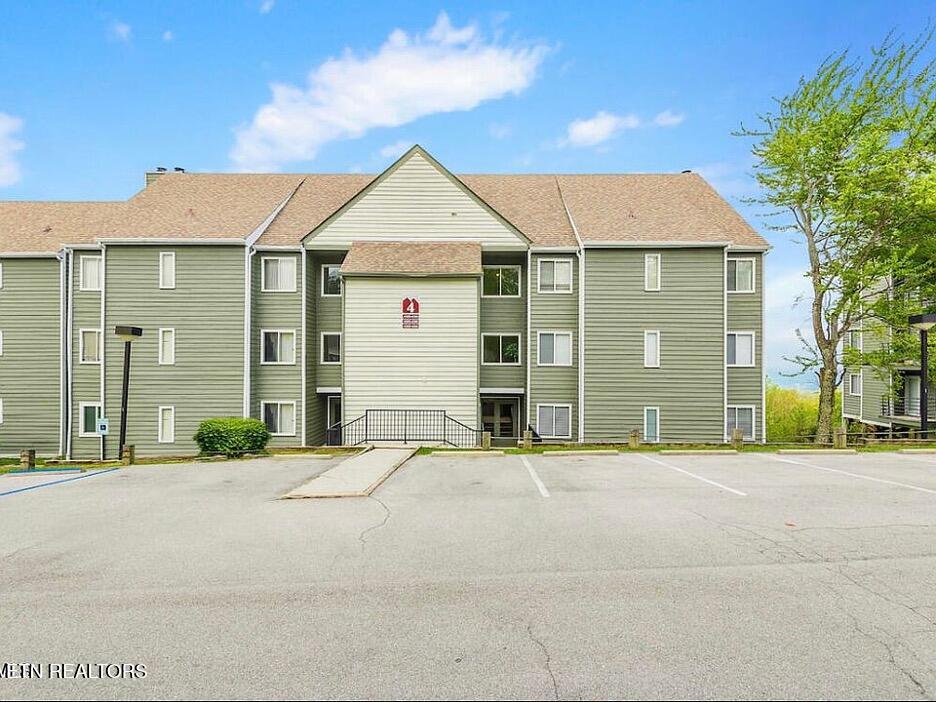 Photo of 1260 Ski View Drive #UNIT 4105, Gatlinburg, TN 37738 (MLS # 1343725)