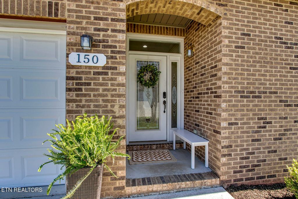 Photo of 150 Sunset View Loop, Maryville, TN 37801 (MLS # 1334350)