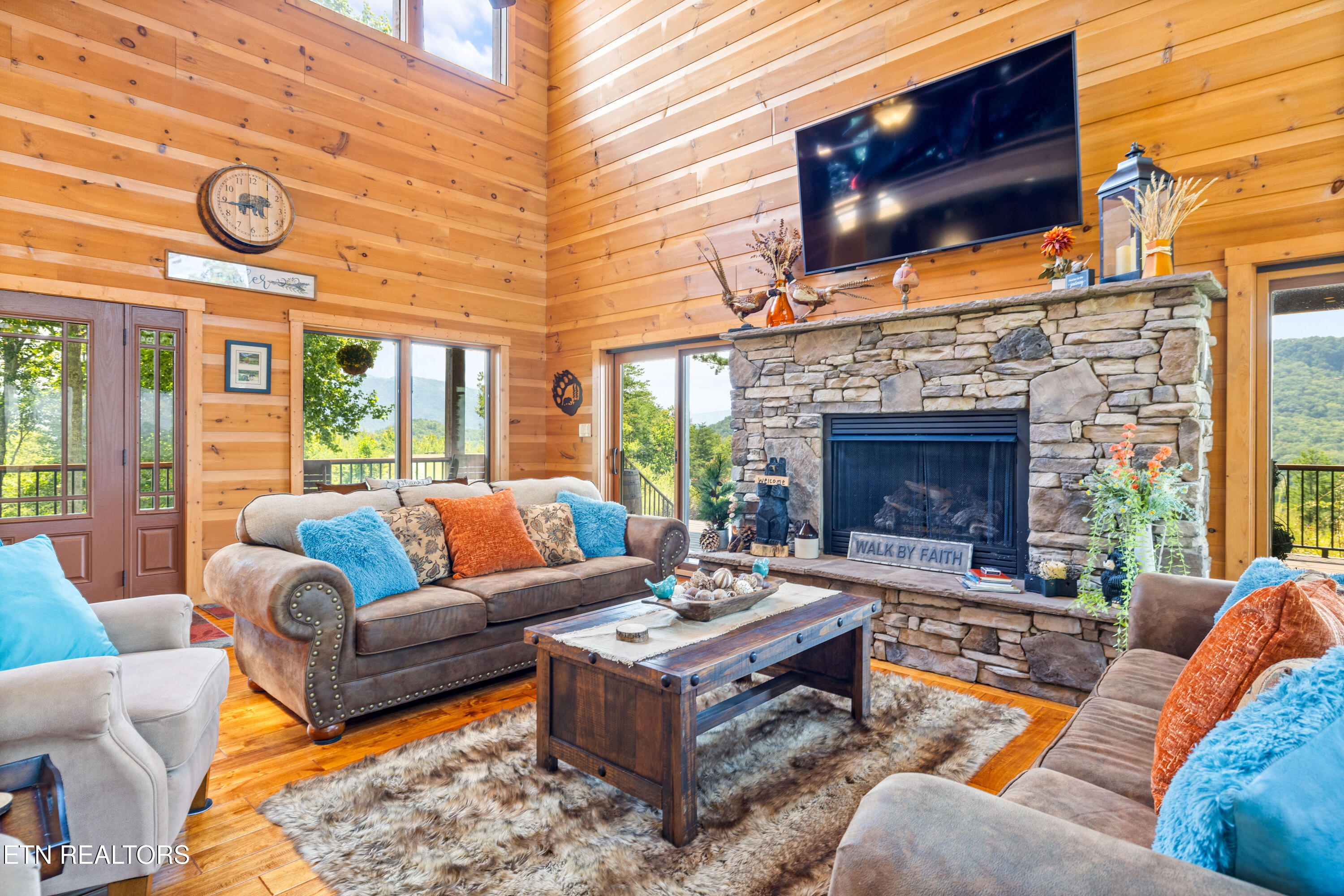 2791 Happy Hollow Rd