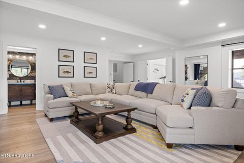 Tiny photo for 272 Russell Ave, Spring City, TN 37381 (MLS # 1319985)