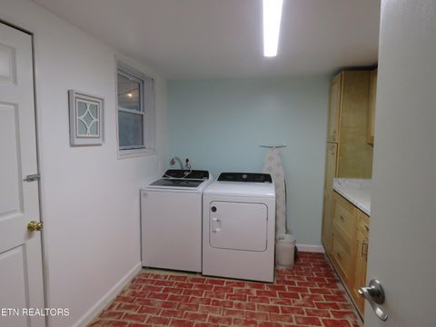 Tiny photo for 297 County Rd 312, Sweetwater, TN 37874 (MLS # 1329960)