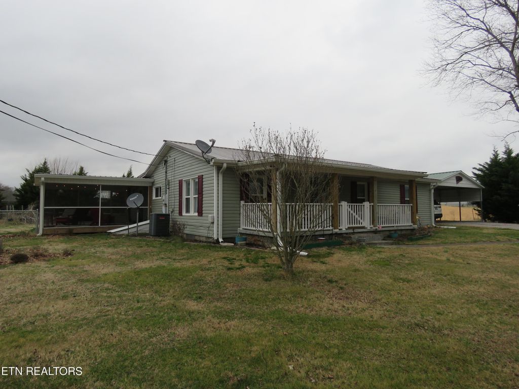 Photo of 297 County Rd 312, Sweetwater, TN 37874 (MLS # 1329960)