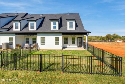 Tiny photo for 1832 Poplar Spgs Place, Maryville, TN 37803 (MLS # 1359757)