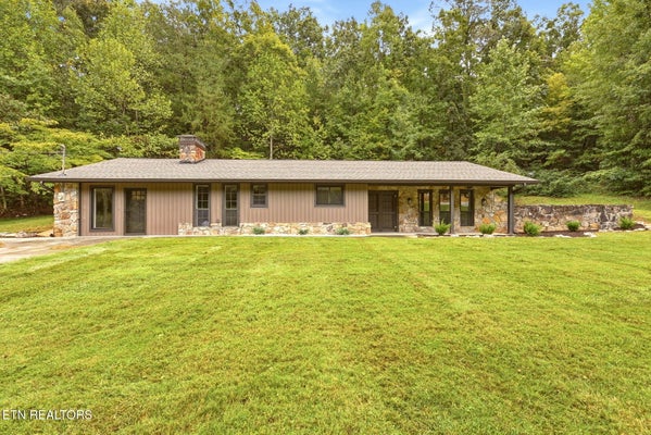 3124 ALLEGHENY LOOP RD, MARYVILLE, TN 37803 - Image e793ce89bb28f6dd9a2240e90b8fa287/2939396867
