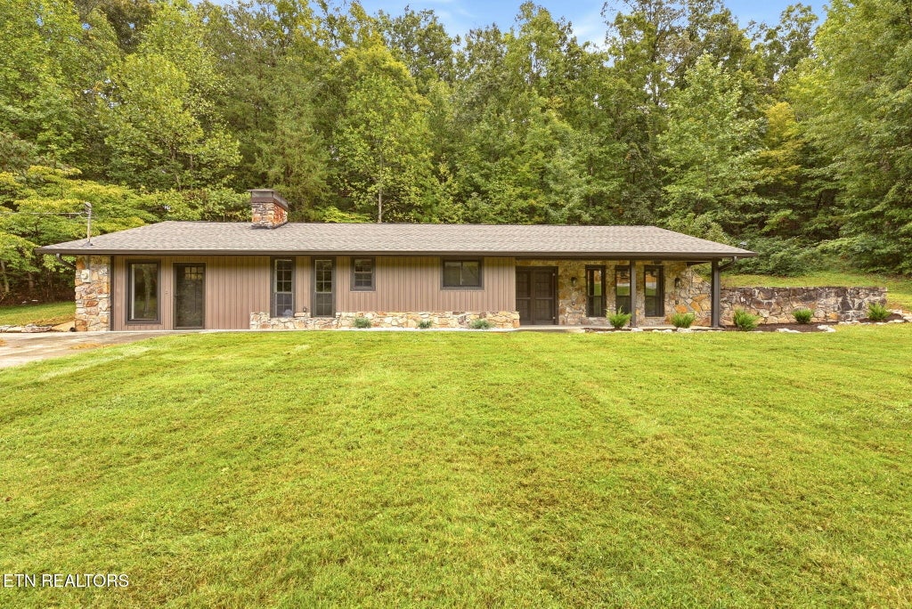 Photo of 3142 Allegheny Loop Rd, Maryville, TN 37803 (MLS # 1357014)