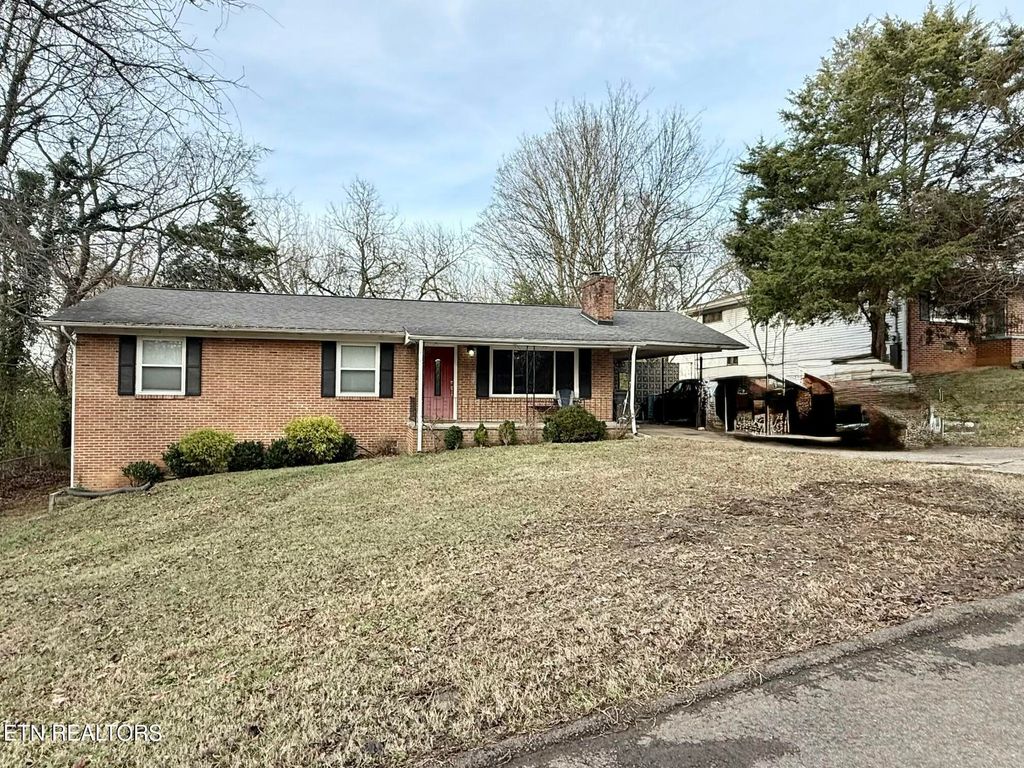 Photo of 2516 Wayland Ave, Knoxville, TN 37914 (MLS # 1323414)