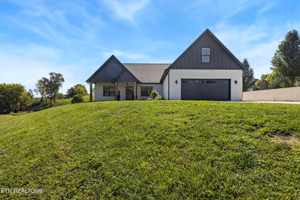 Photo of 336 Illinois Ave, Seymour, TN 37865 (MLS # 1316160)
