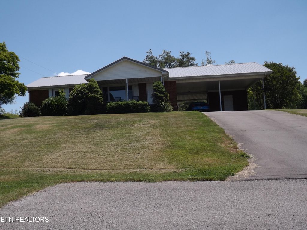 Photo of 188 White Ave, Harrogate, TN 37752 (MLS # 1343618)