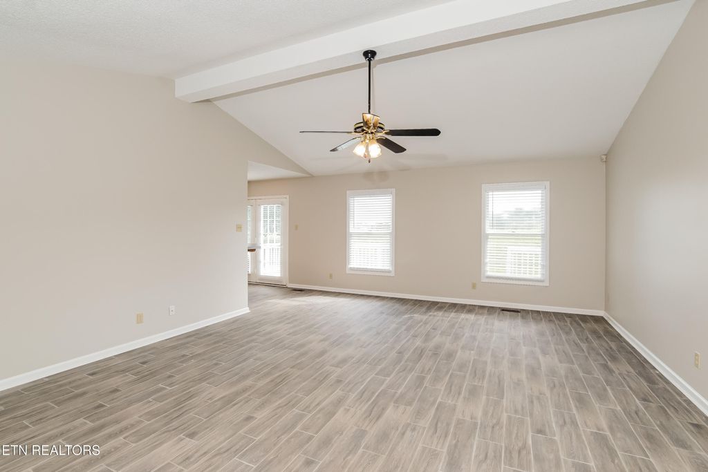 Photo of 1528 Cavalier Drive, Maryville, TN 37803 (MLS # 1329198)