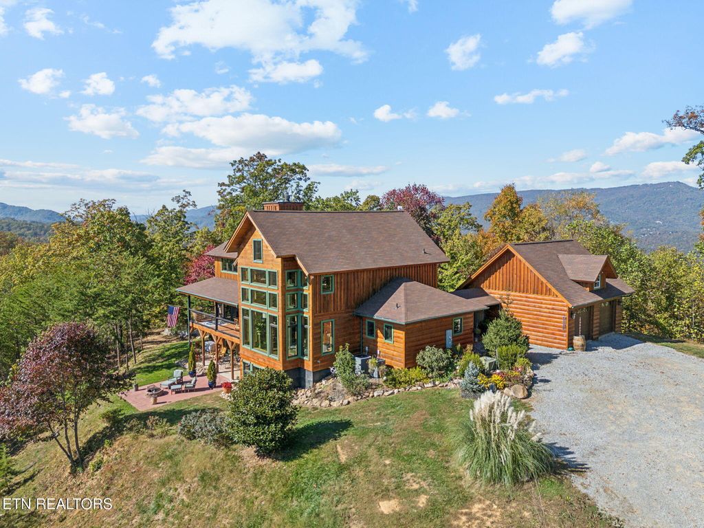 Photo of 1642 Little Cove Rd, Sevierville, TN 37862 (MLS # 1341320)