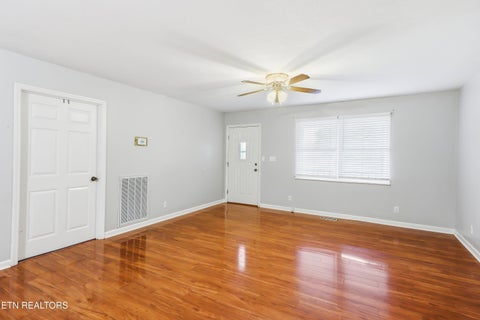 Tiny photo for 677 Bethel Rd, Clinton, TN 37716 (MLS # 1345190)
