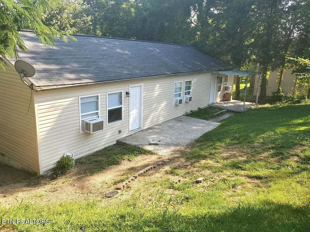 Photo of 365 Robertsville Rd, Oak Ridge, TN 37830 (MLS # 1340004)