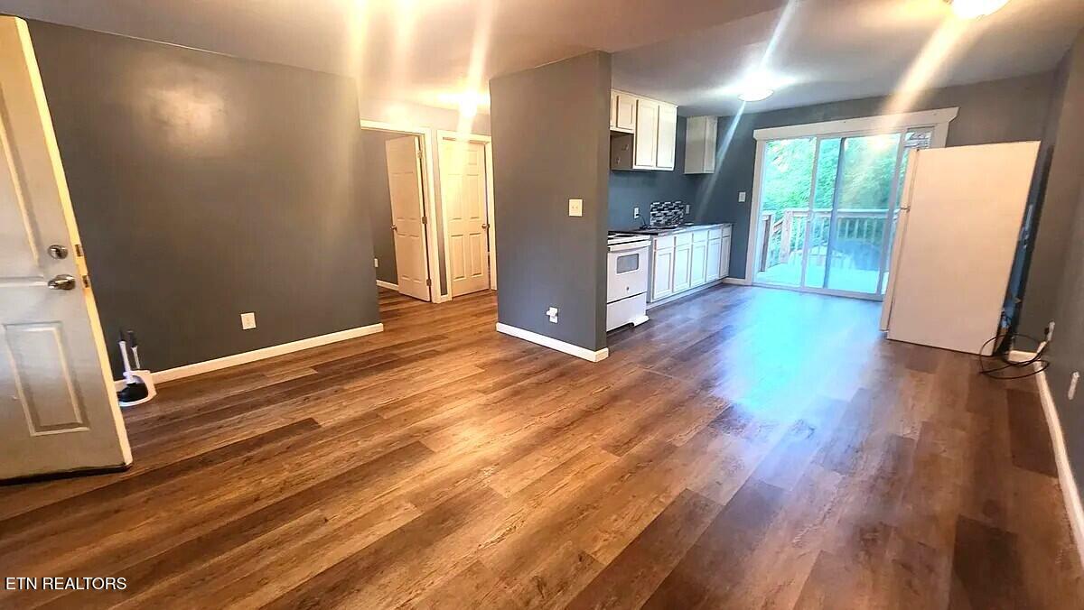 365 Robertsville Rd