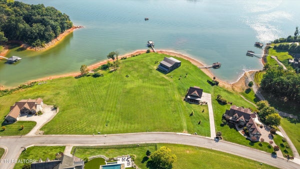 2163 MAJESTIC CIR, DANDRIDGE, TN 37725 - Image e7c155ce0a9cde9a2cbcb7fc326b4968/101055434